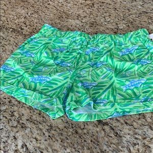 Vineyard vines pull on printed shorts
